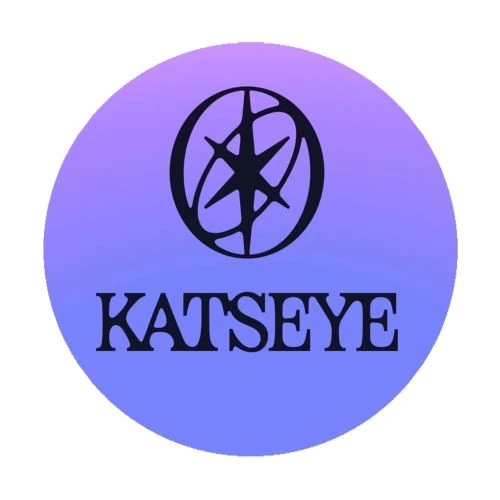 katseye przypinka