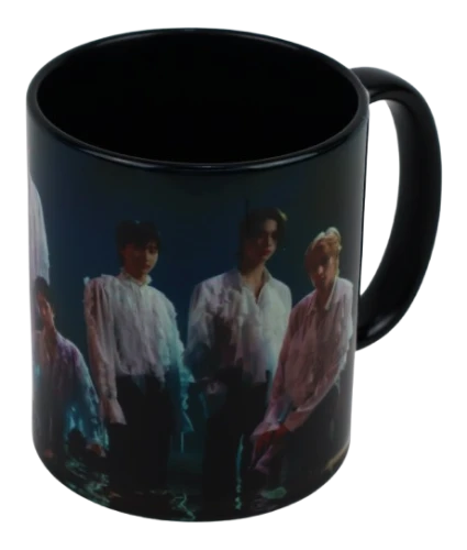 enhypen czarny kubek k-pop