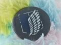przypinka shingeki no kyojin skrzydła