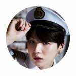 Przypinka BTS Suga 2