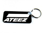 Ateez breloczek