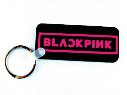 breloczek blackpink