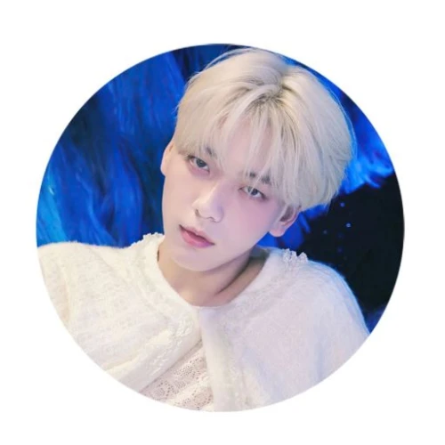 txt soobin przypinka